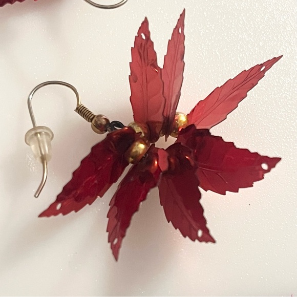 Foil Leaf Poinsettia Dangle Earrings Christmas Holiday Earrings - Picture 6 of 16